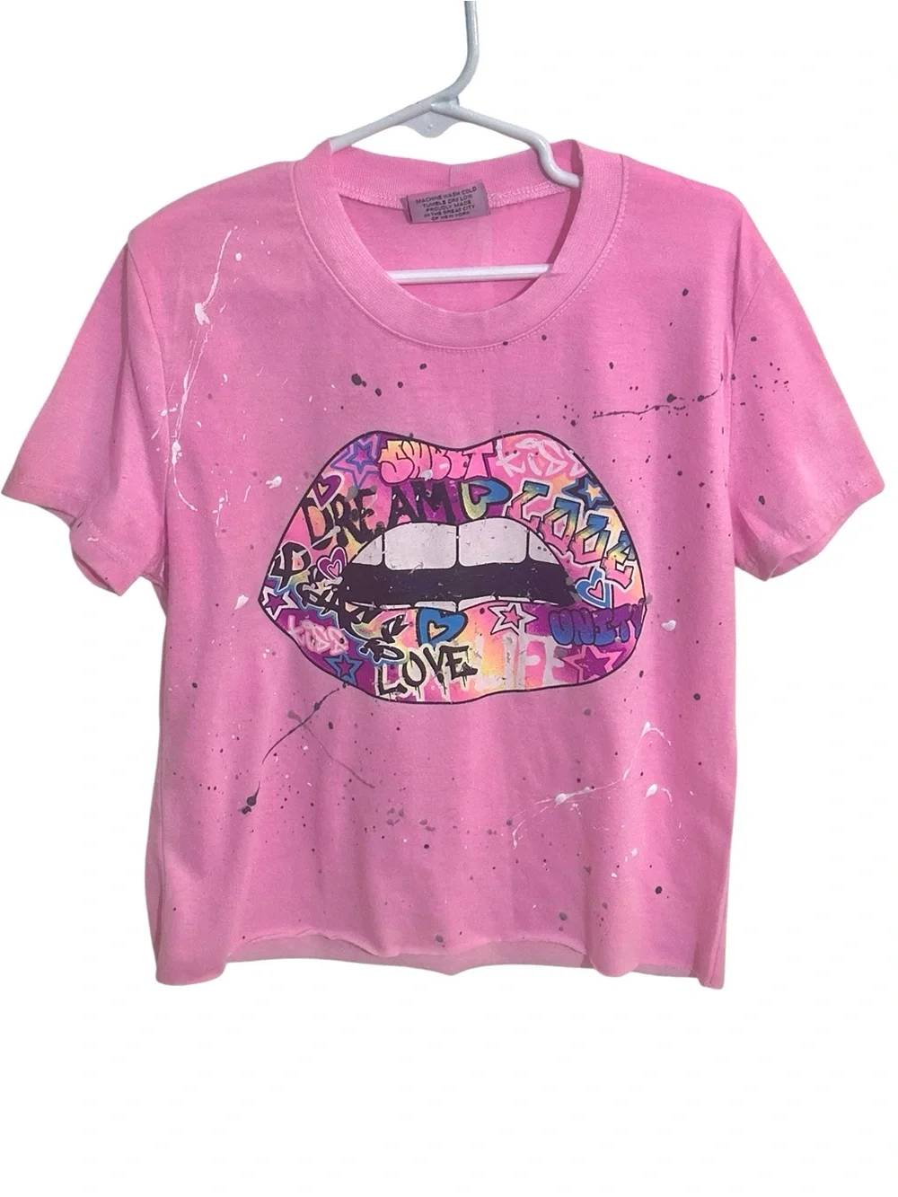 Firehouse Girl's Hot Pink Cropped Graffiti Lips Graphic T-Shirt - Size Small